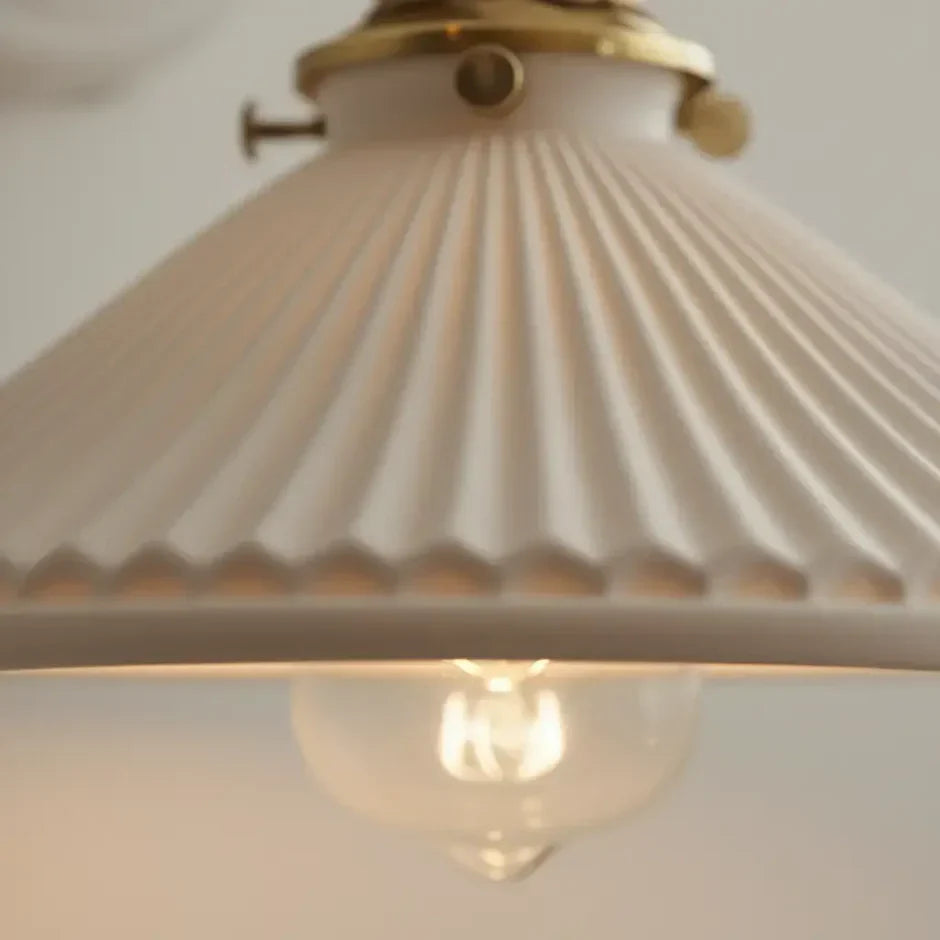 Applique Céramique Nervurée/Laiton Orientable