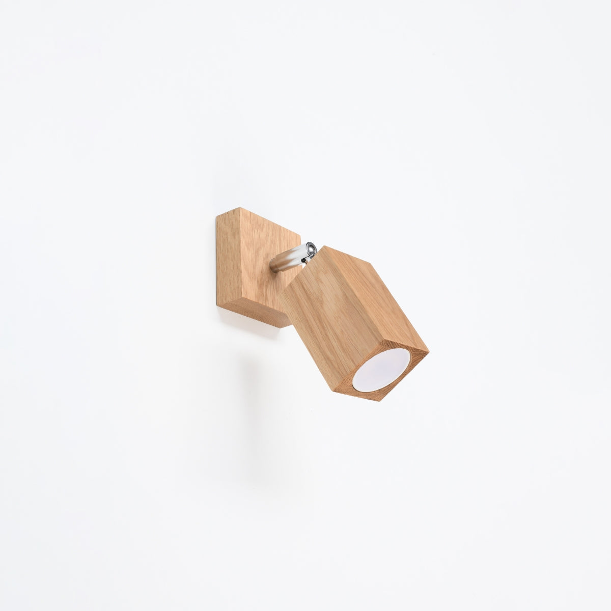 Applique Facette Cubique Orientable en Chêne