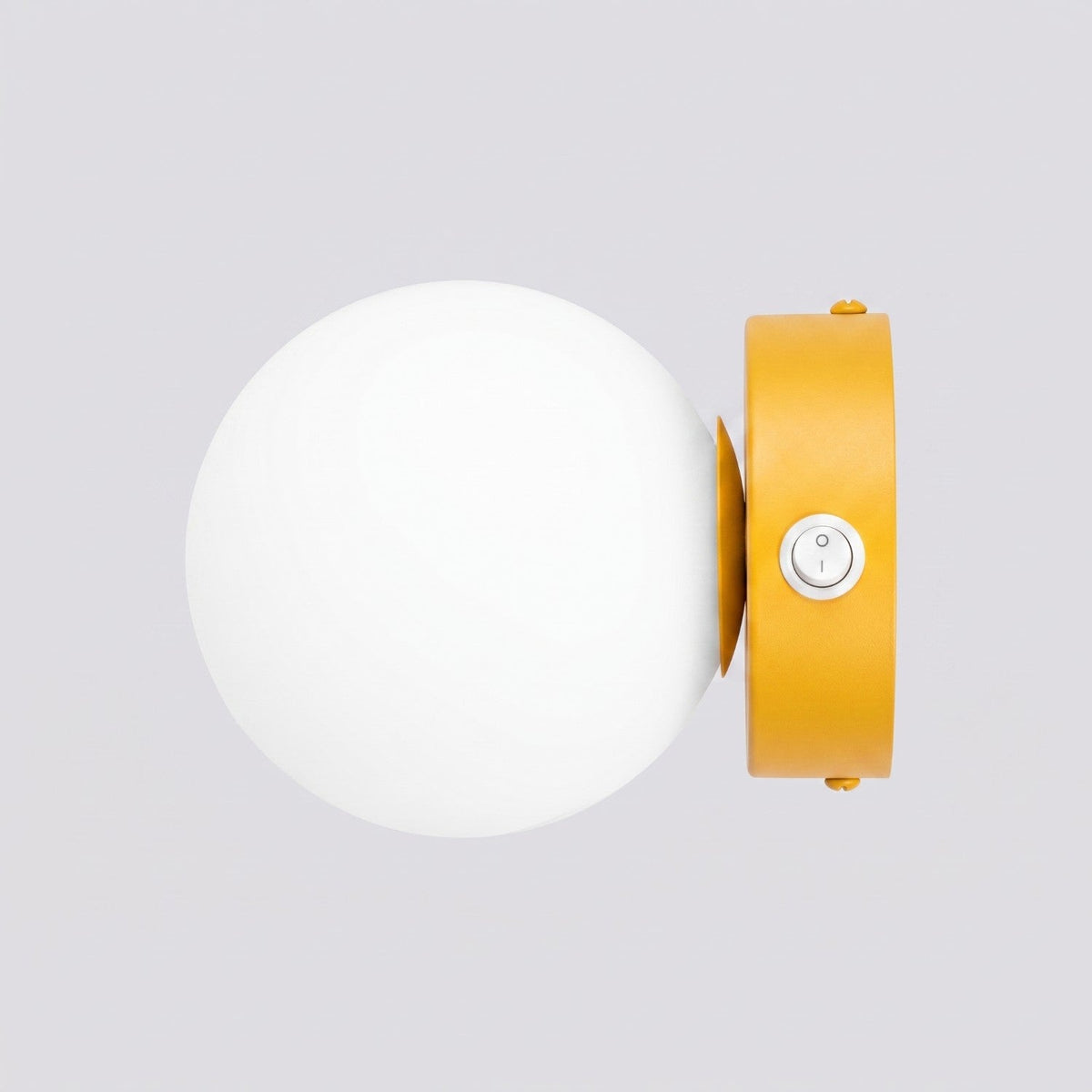 Applique Globe Solis Verre Opalin Jaune