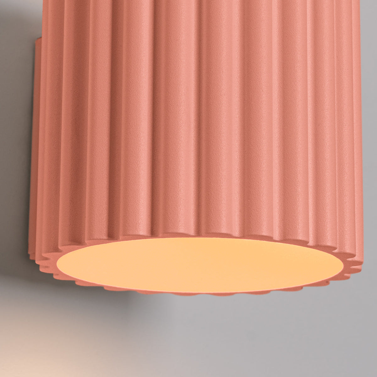 Applique Aura Alu Cannelé Pêche