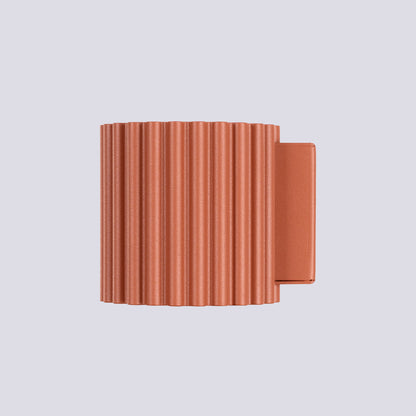 Applique Aura Alu Cannelé Rouge Ocre