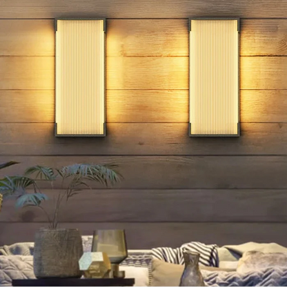 Applique Ext. Solaire LED Alu Noir Cannelée