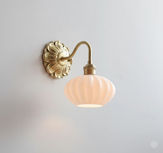 Applique Vintage Opaline Côtelé et Laiton